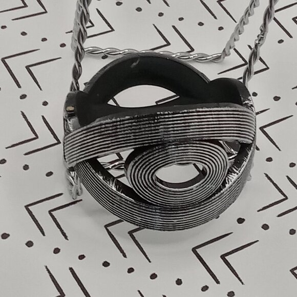 Jewelry - Braided BRACELET Snap On Cuff Plastic Bangle Swirls EYE Shape Silver Stripe